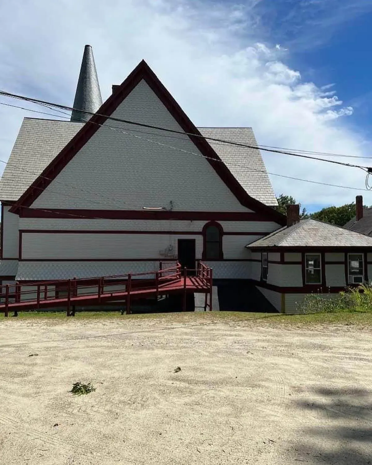 ludlow baptist church exterior painting